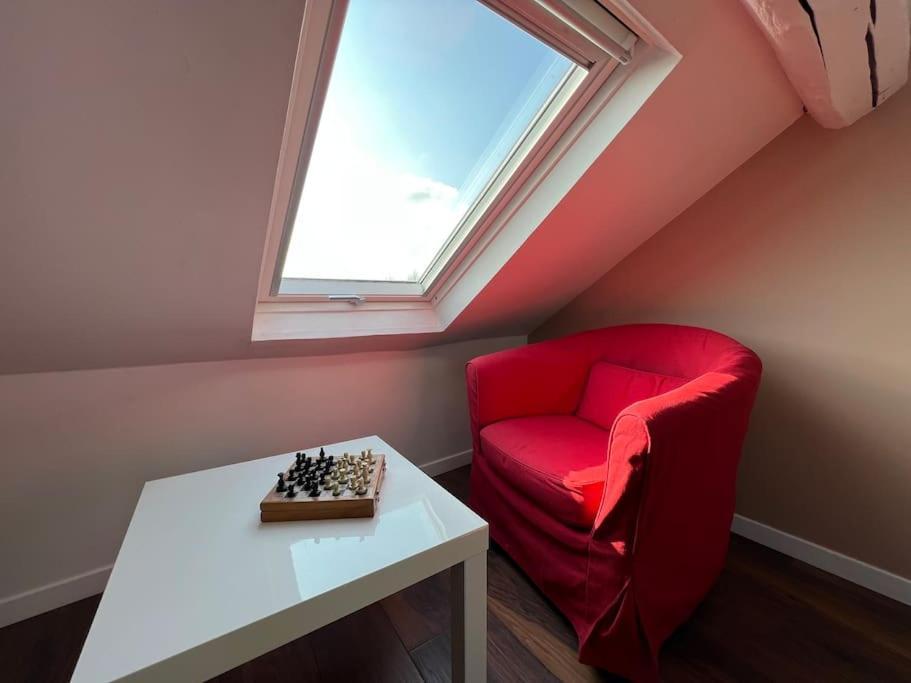 Bright Studio Apartment - Fontainebleau Exterior photo